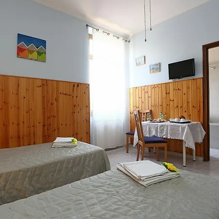 Rifugio San Francesco Guest house Lido di Ostia